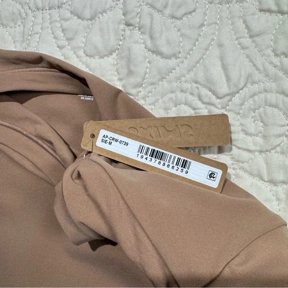 Skims Long Sleeve Crew Neck - Picture 6 of 7